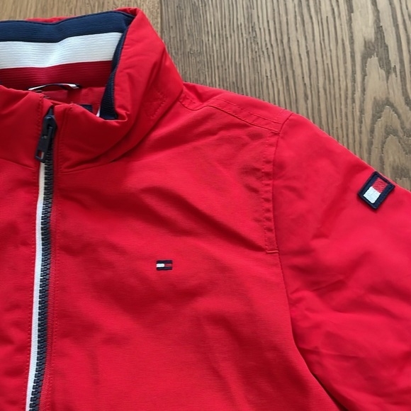TOMMY HILFIGER Boys Red High Neck Zip-Up Solid Bomber Jacket Sz Small 6-7 NWT - Picture 15 of 15